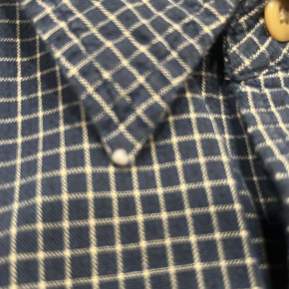 Abercrombie & Fitch men’s button down shirt size medium. - Picture 2 of 7